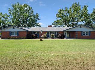 59211 E 100th Rd, Miami, OK 74354