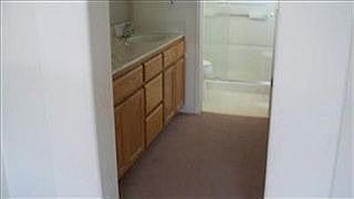 4th image of 4016 Royal Windsor Dr