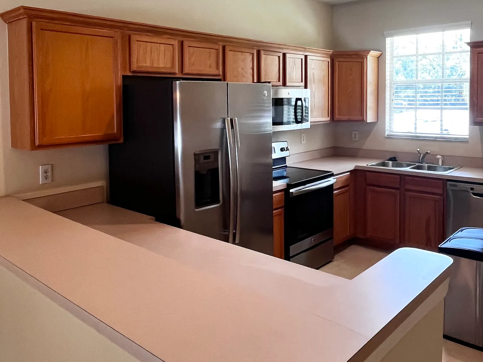 2 bed, 2.5 bath, 1152 sqft, $1,775 — Photo 3