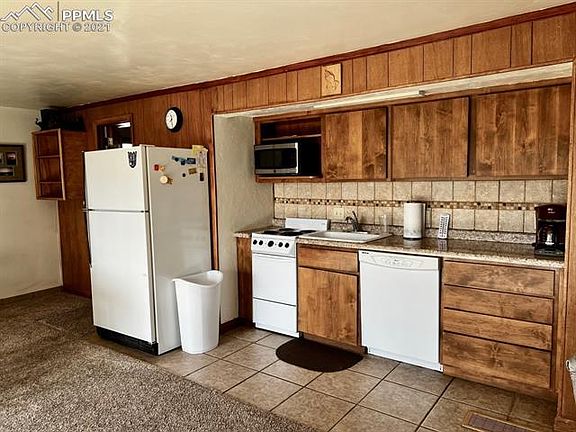 5th image of 705 Sunnywood Ln