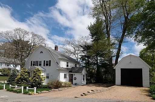 2nd image of 25 Morse Ave