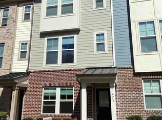 473 Village Commons Ln, Apex, NC 27502