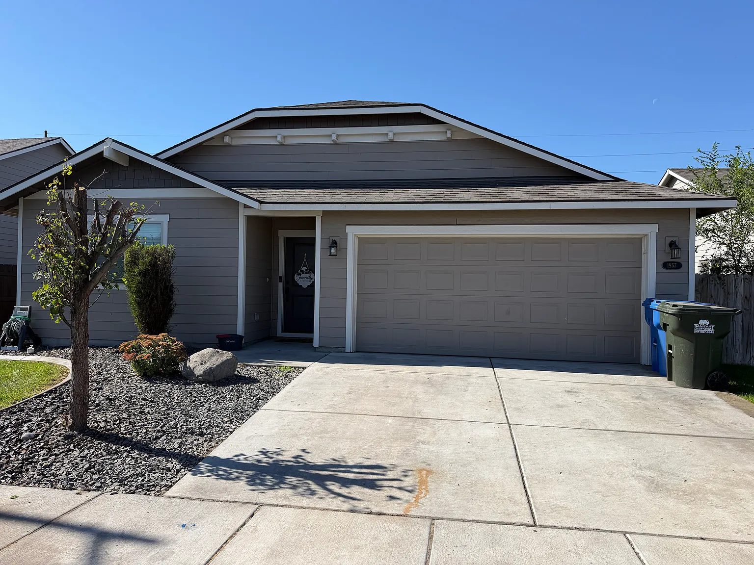 3 bed, 1560 sqft, $2,200 — Photo 2