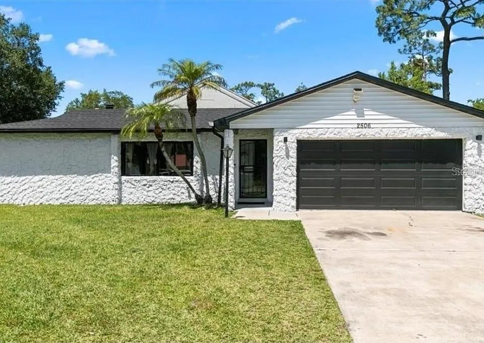 2506 Bali Cir
