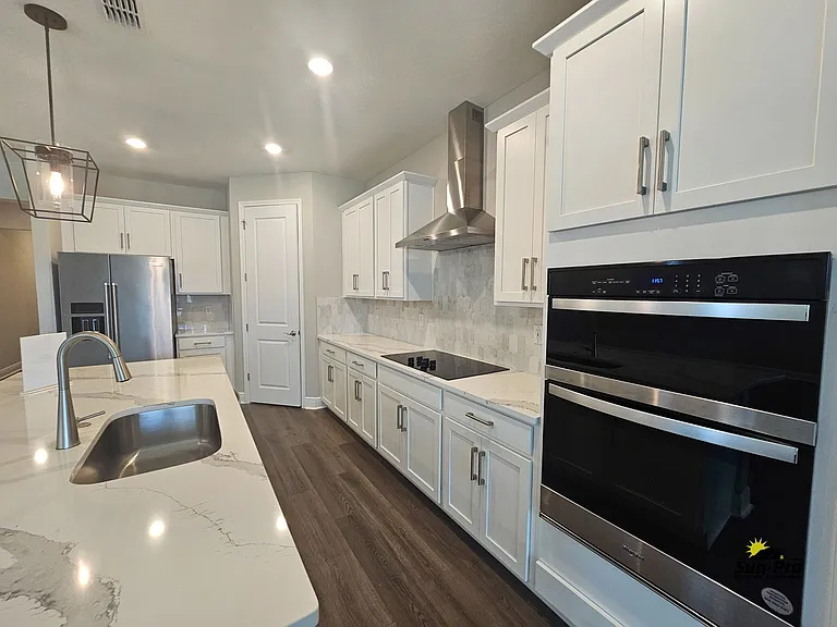 379 Birkdale Dr — Photo 11