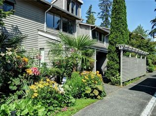 9930 NE 144th Ln APT 204, Kirkland, WA 98034