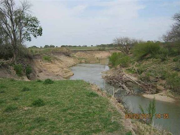5th image of 1697 County Road 213