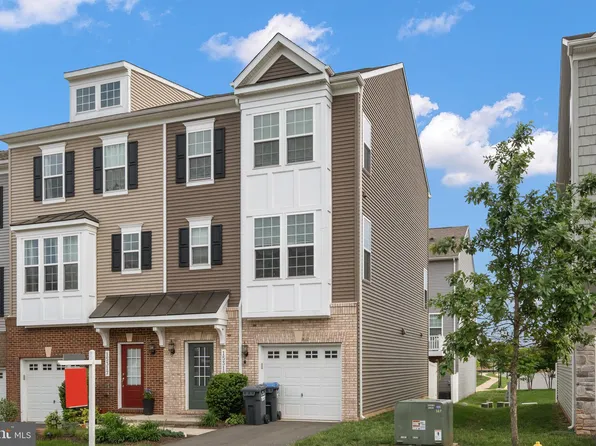 15319 Linville Creek Dr, Haymarket, VA 20169