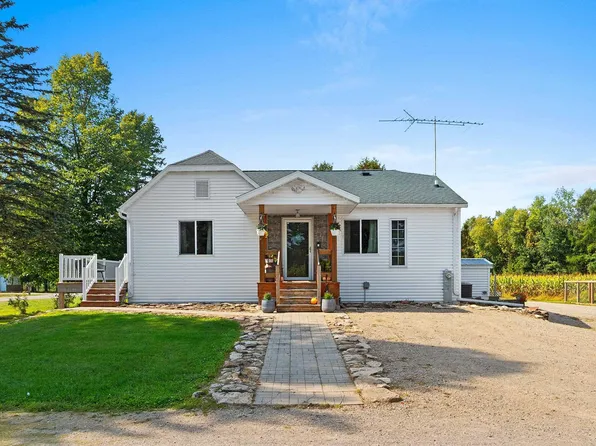 W6590 Little River Rd, Peshtigo, WI 54157