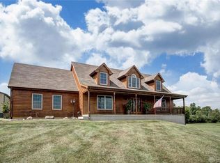 7453 Weaver Rd, Germantown, OH 45327