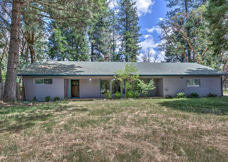 4723 Holland Loop Rd, Cave Junction, OR 97523 | MLS #220166454 | Zillow