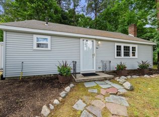 18-18A Hammond Rd, Natick, MA 01760