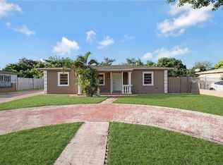 345 NW 189th Ter, Miami Gardens, FL 33169