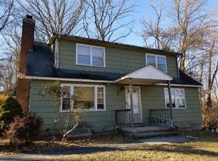 197 Harris Rd, Katonah, NY 10536