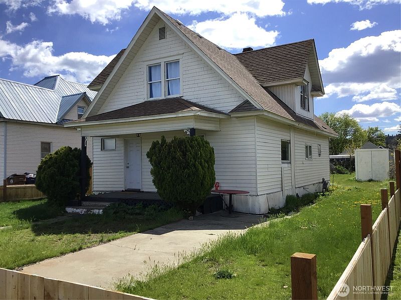 2nd image of 2508 E 1st Avenue