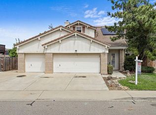 1594 Lando Dr, Oakdale, CA