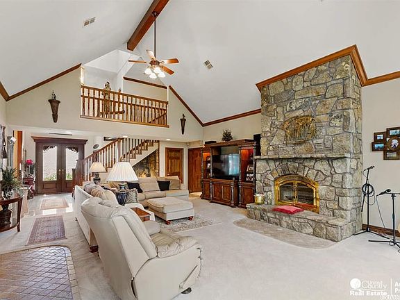 2nd image of 193 Castle Mountain Ln
