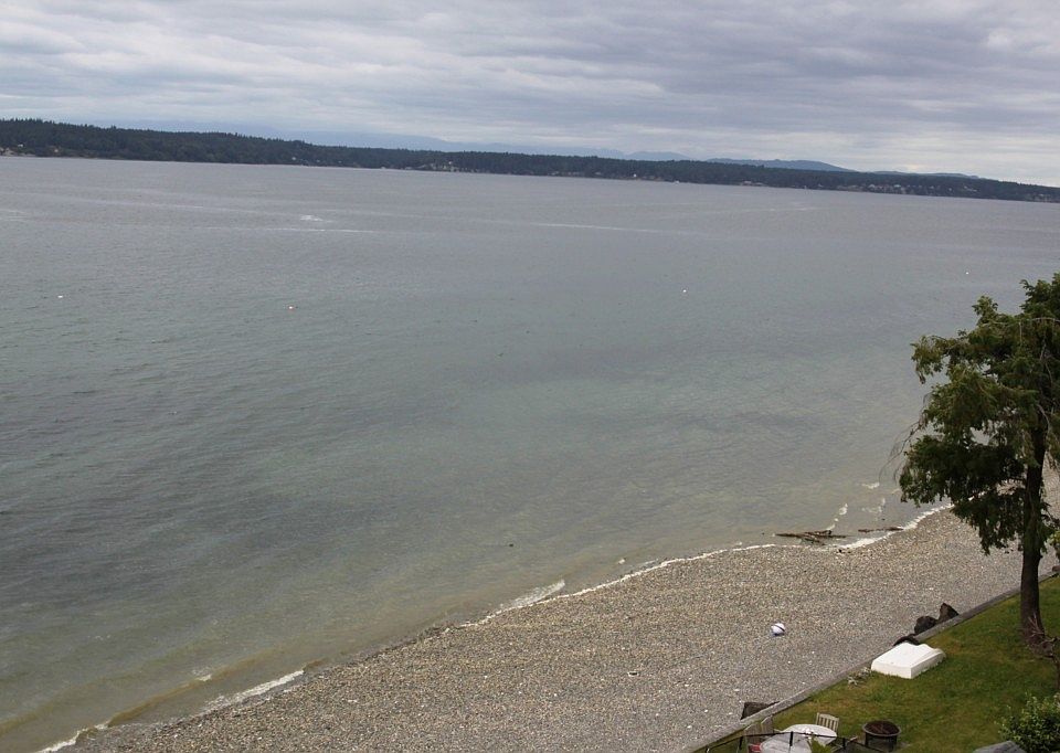 1st image of 4008 Forest Beach Dr NW