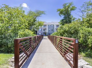 16318 Truman Rd #3211, Ballwin, MO