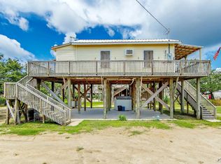 139 Coulon Rigaud Ln, Grand Isle, LA 70358