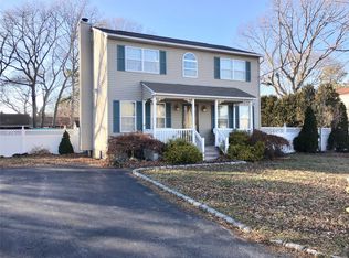 96 Abbott Ave, Mastic, NY 11950