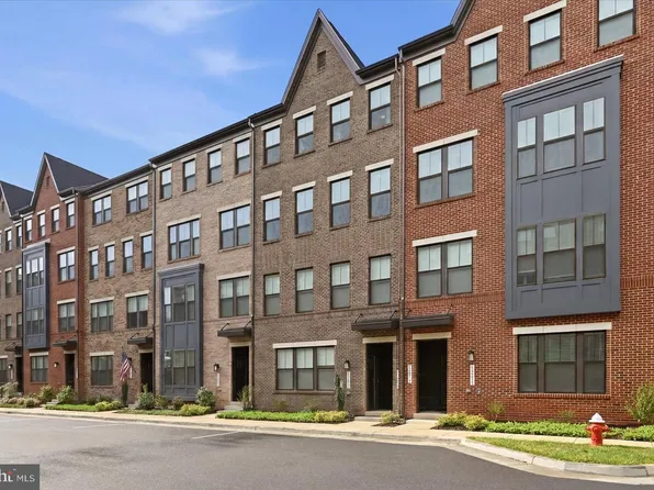 43428 Stonewood Crossing Ter, Ashburn, VA 20148