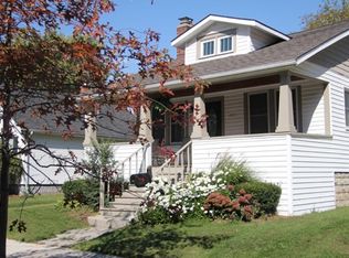225 E Hazelhurst St, Ferndale, MI 48220