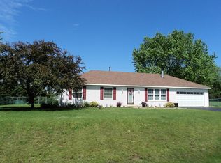 5N460 Cochise Dr, Maple park, IL 60151