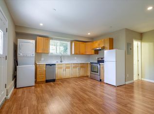 12882 Viscaino Rd, Los Altos Hills, CA 94022