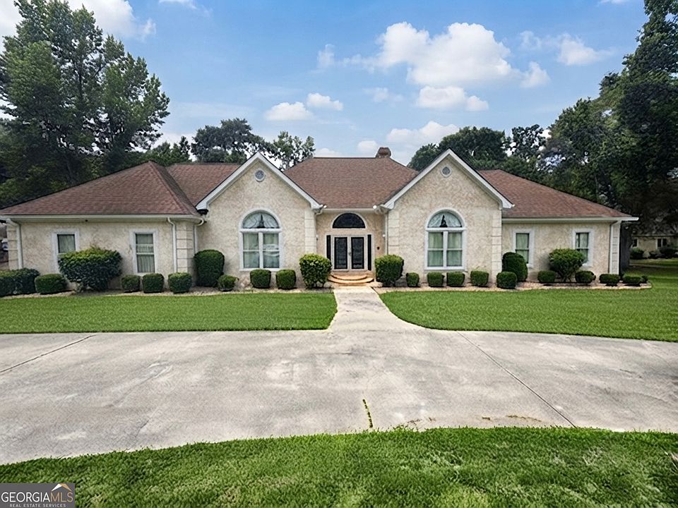 1st image of 440 North Dr
