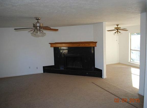 3rd image of 4008 Bristlecone Ln