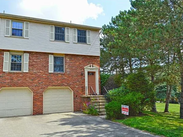 235 Scott Ln, Venetia, PA 15367