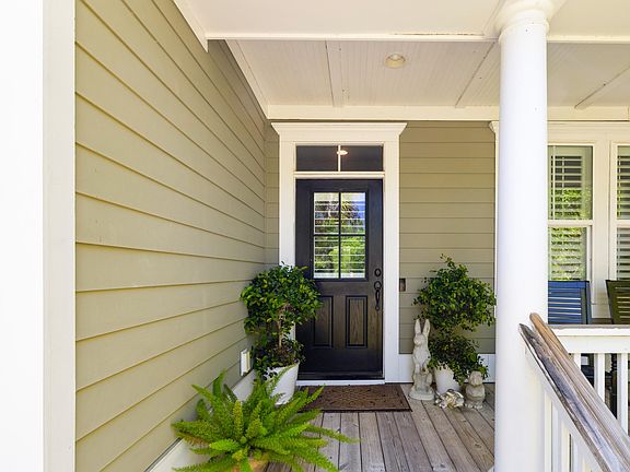 4th image of 3687 Coastal Crab Rd