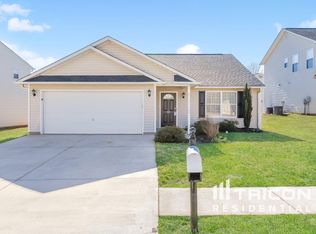 519 Barn Swallow Dr, Simpsonville, SC 29680