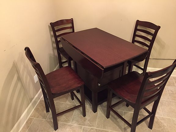 Dining set