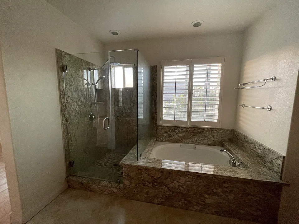 13238 Wooden Gate Way