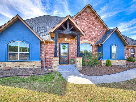 3rd image of 761 Cabin Rd