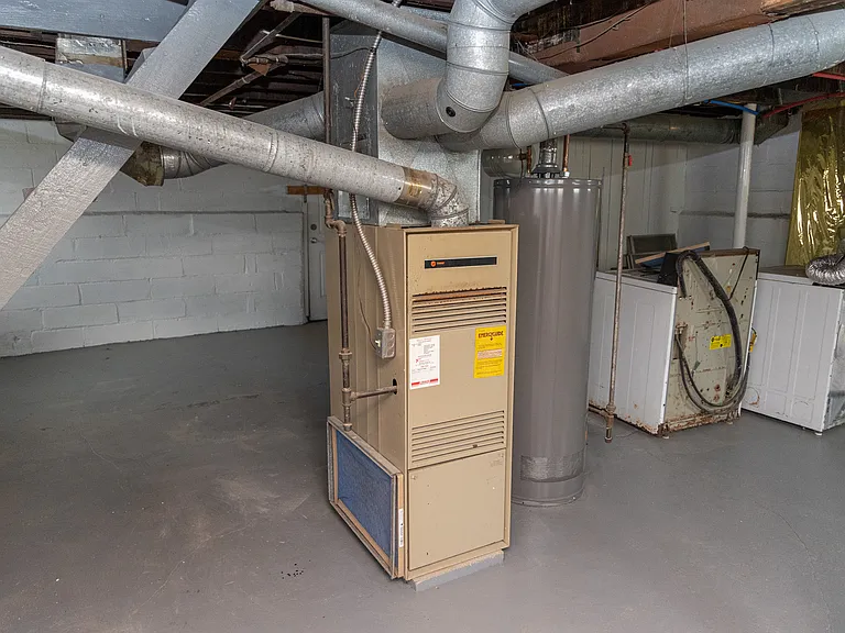 10003 Newton Ave — Photo 22