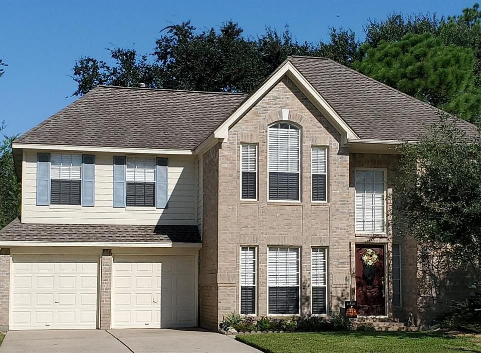 Desirable Bay Glen subdivision home on a cul-de-sac street located near Ward Elementary school.