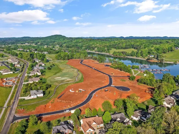 305 Waya Trl, Vonore, TN 37885