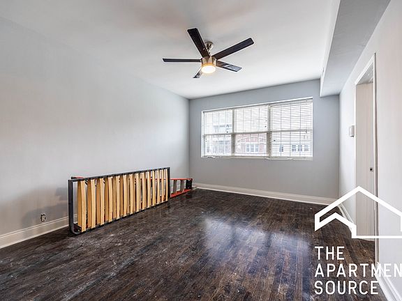 4th image of 2551 W Fullerton Ave #2F