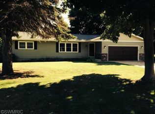 85 Porter Rd, Norton Shores, MI 49441