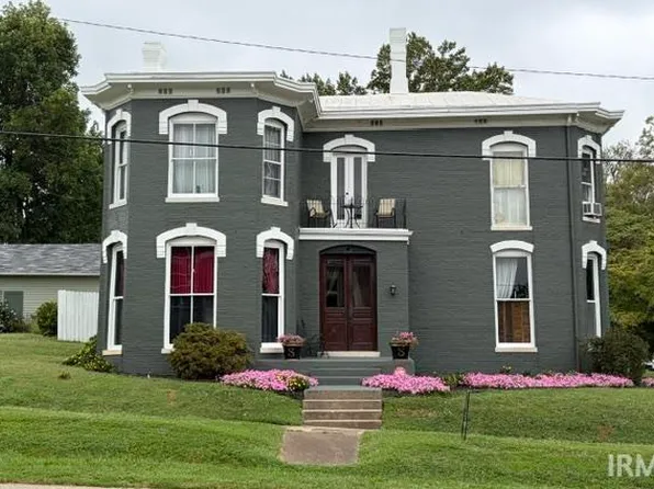 202 S 3rd St, Rockport, IN 47635