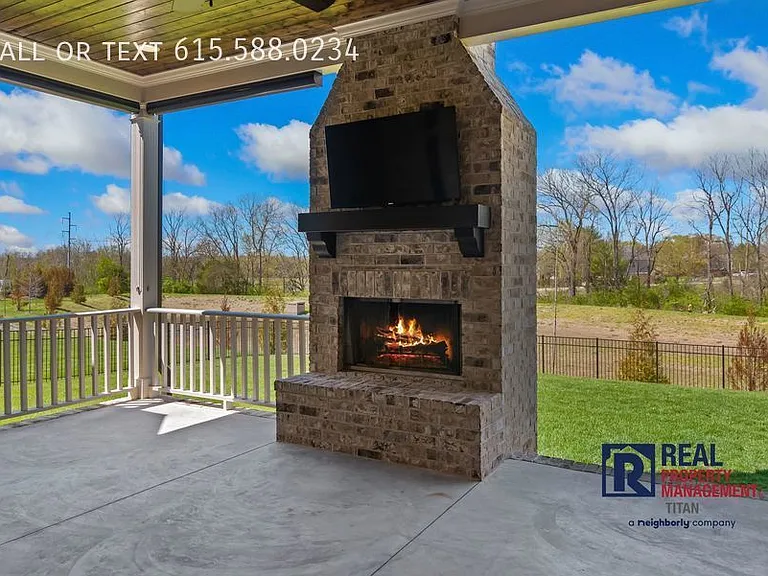 9220 Lehigh Dr — Photo 60