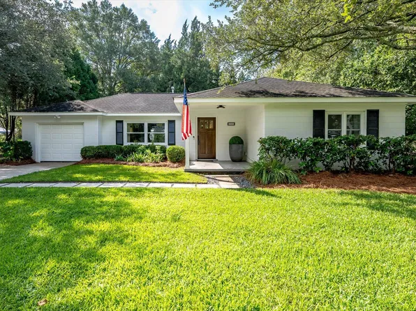 1325 Saint Clair Dr, Charleston, SC 29407
