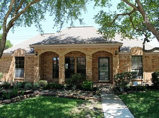 4712 Burning Tree Dr, Baytown, TX 77521