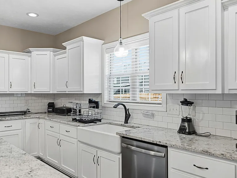 3747 Windmill Dr — Photo 8