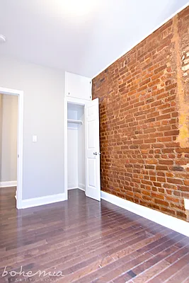 Rented by Bohemia Realty Group | media 20