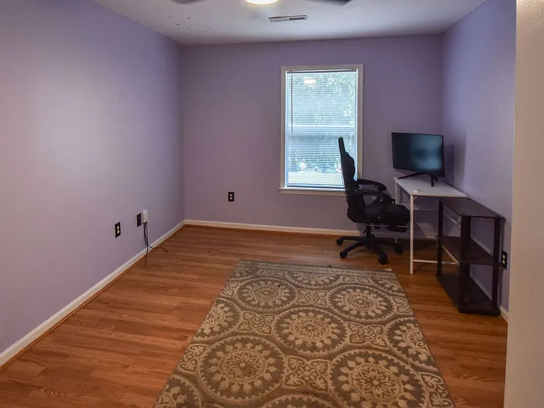 555 Shady Acres Dr — Photo 40