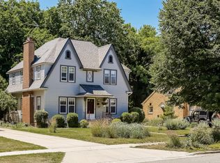 2321 Everest Ave SE, Grand Rapids, MI 49507